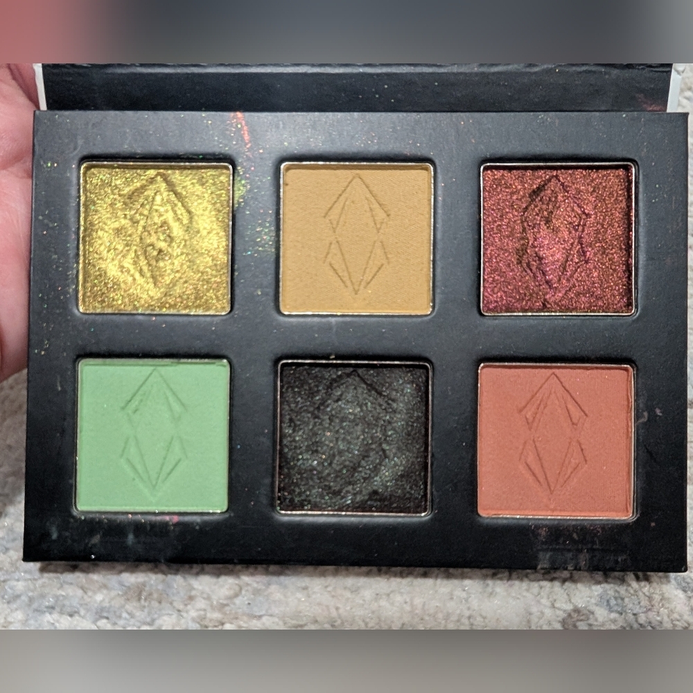 Lethal Cosmetics Singled w/Magnetic Palette